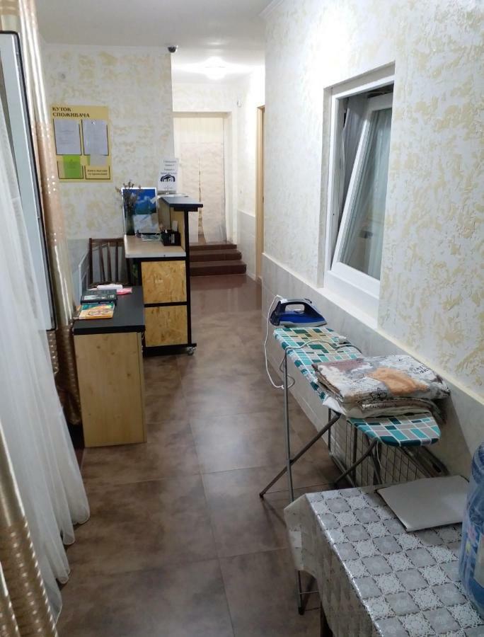 Nochka Hostel Odessa Exterior photo